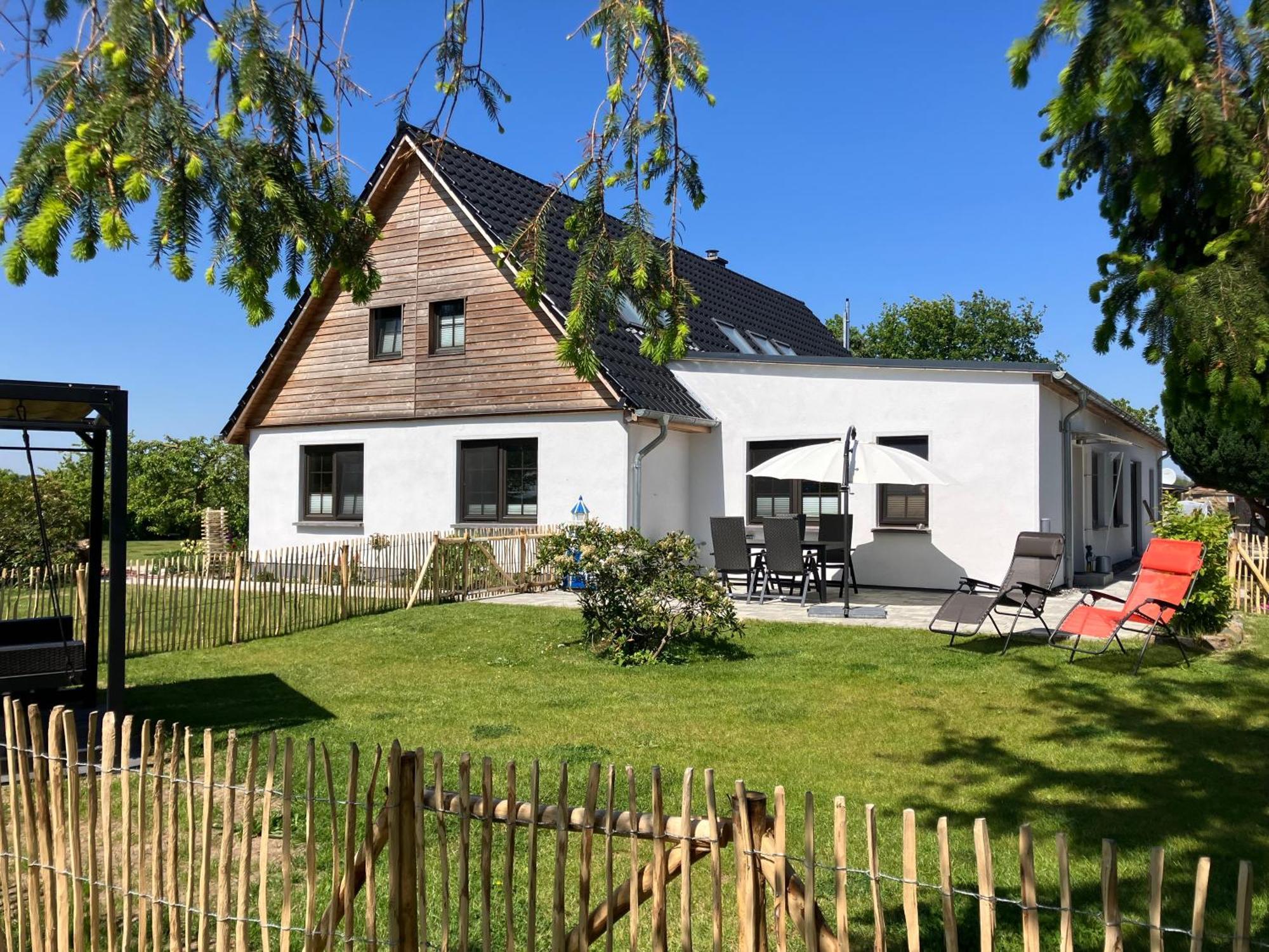 Grosse 4 Sterne Ferienwohnung Beim Boddenstrand Sundhagen-Niederhof Esterno foto